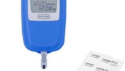 Analizador de lactato Lactate Pro 2 con sus tiras reactivas, no necesita calibración ni codificación para obtener resultados precisos